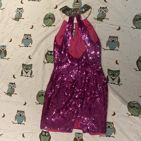 A.J. BARI 80s vintage pink sequin halter dress. 100% silk lining. - Picture 3 of 5